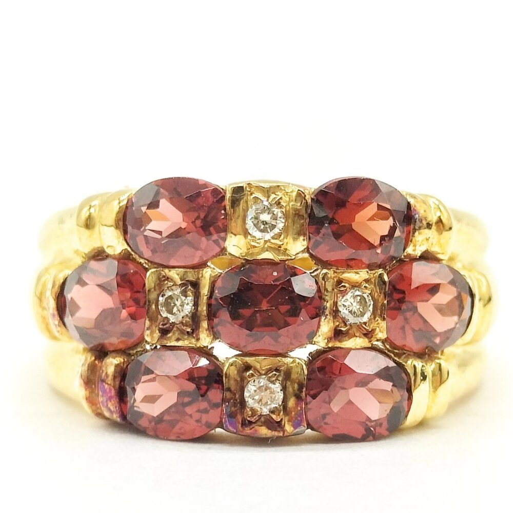 18k Gold, Natural Garnet And Diamond Ring